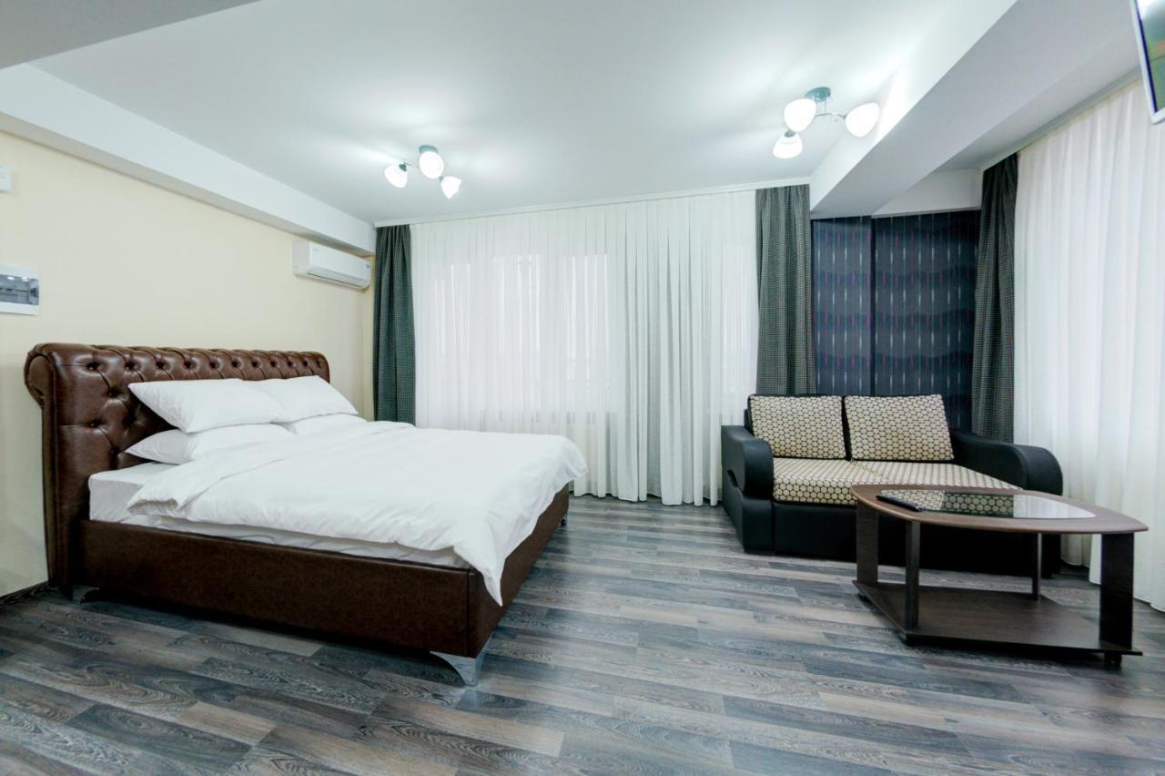 Catherine Hotel Κισινάου Εξωτερικό φωτογραφία